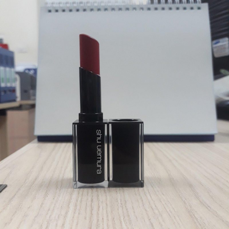 Review son Shu Uemura Rouge Unlimited Lipstick